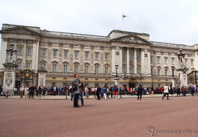 Inglaterra Palácio de Buckingham lotando antes mesmo da troca da guarda