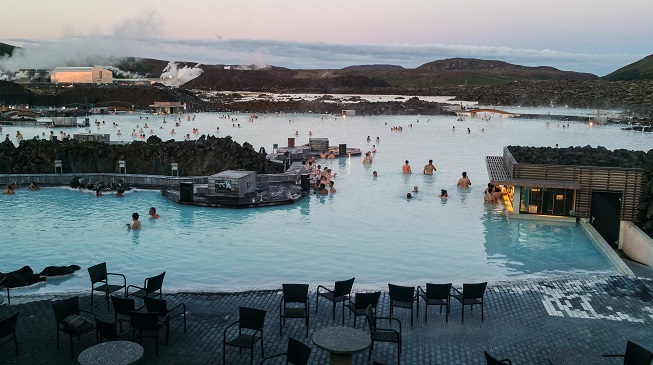 blue-lagoon-a-noite
