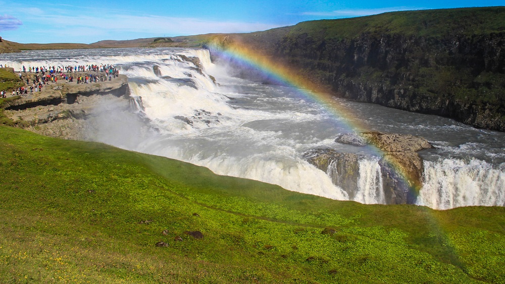 A Gullfoss é uma das atrações do circuito Golden Tour.